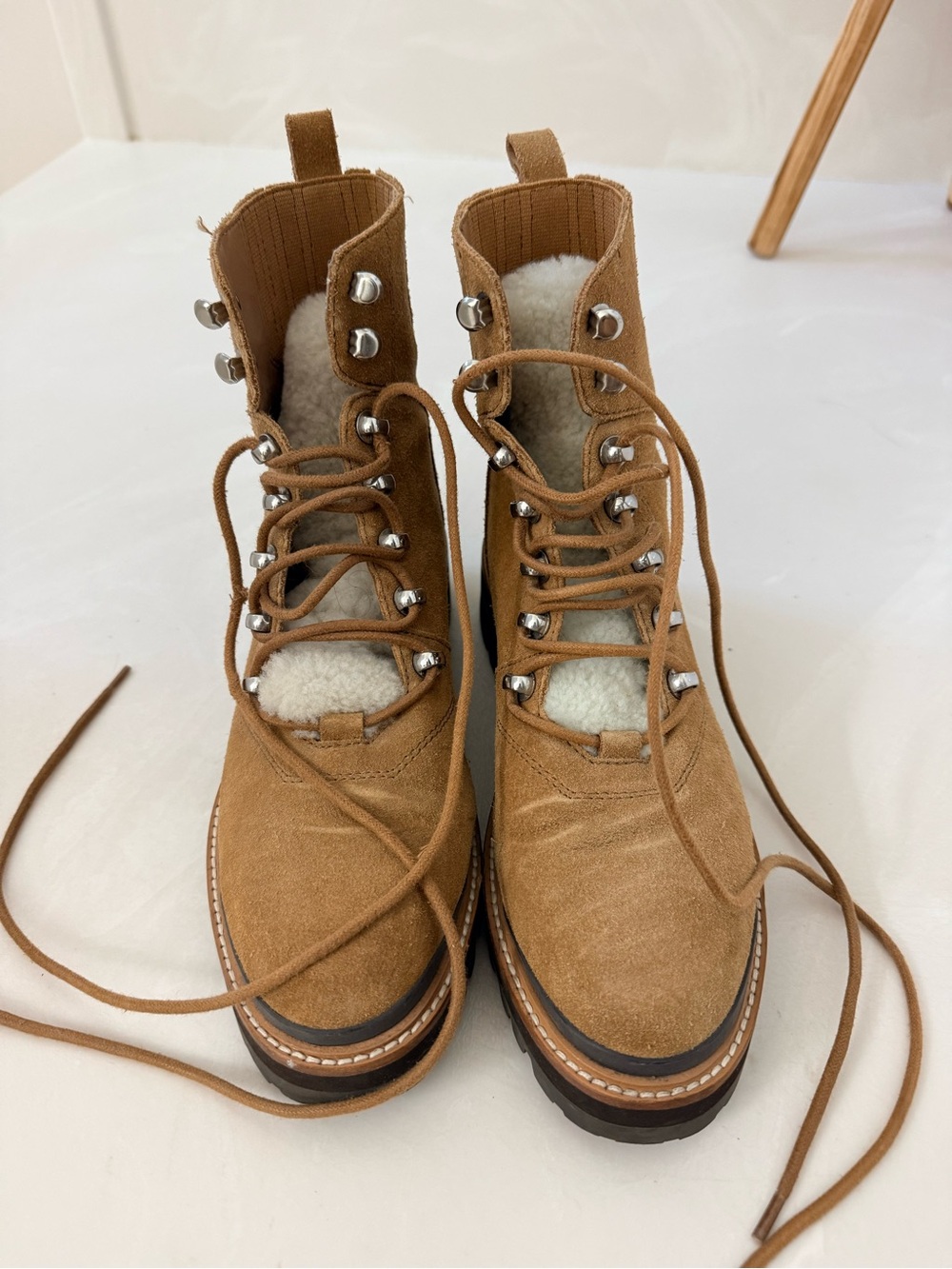 Marc Fisher LTD Izzie Genuine Shearling Lug-Sole Boot. Size 8.